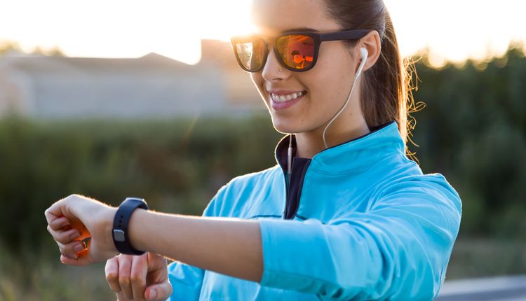 Jaki smartwatch do 200 zł warto kupić? Oto 3 najciekawsze modele!