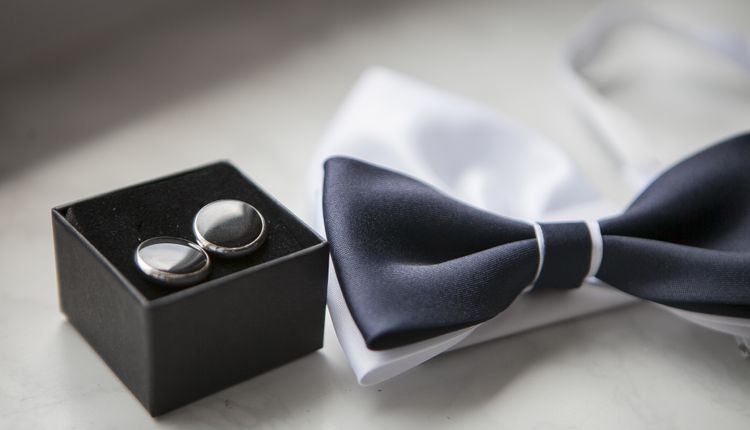 Spinki do mankietów – pomysł na prezent z okazji Dnia Ojca!