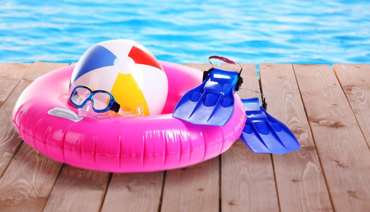 6 akcesoriów basenowych, które musisz mieć w swoim domu