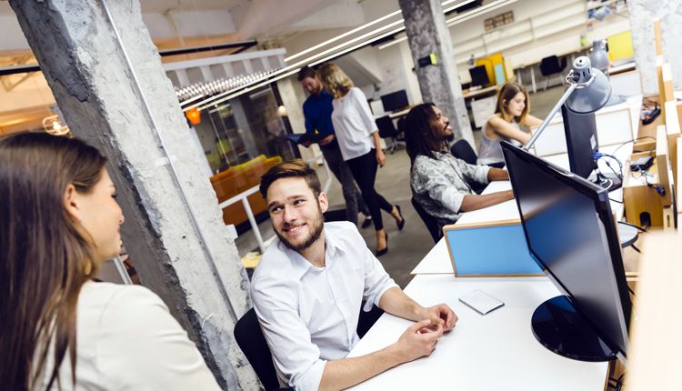 Meble biurowe – o czym musisz pamiętać?