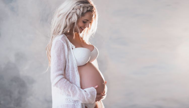 Jaką bieliznę kupić na czas ciąży? Sprawdź nasze wskazówki!