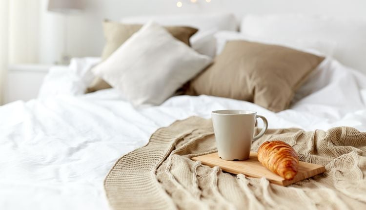 Kupujemy ciepłą kołdrę na zimę! Zobacz nasze wskazówki