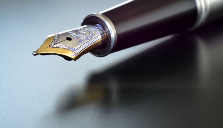 Pióro wieczne czy kulkowe? Jakie wybrać do szkoły i do pracy?