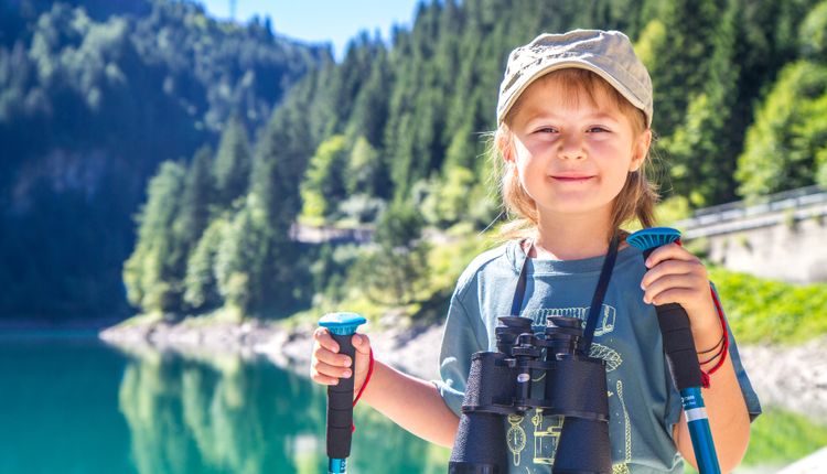 Wakacje w górach – oto gadżety, które musisz spakować do plecaka!