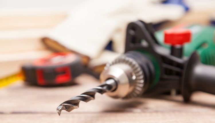 Jaka wiertarka udarowa do 300 zł?