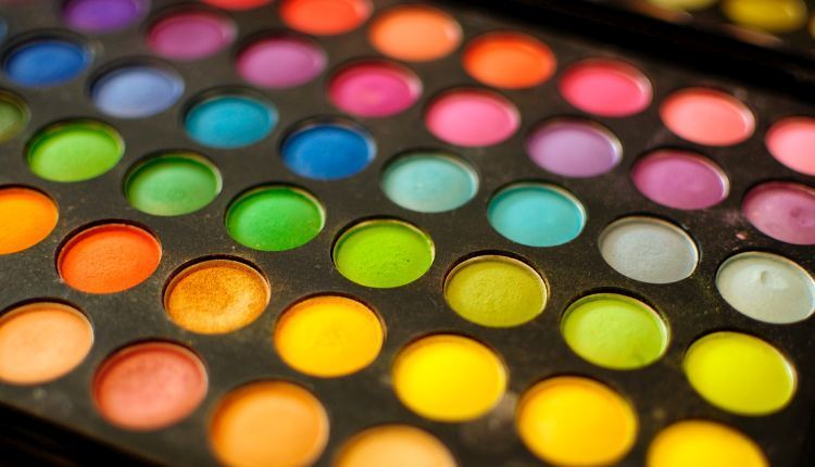 Jak dobrać cienie do powiek?