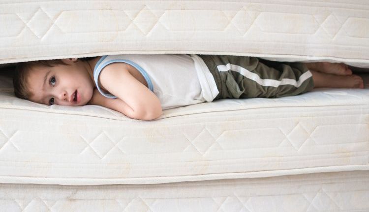 Jaki materac dla dziecka? Oto 8 naszych typów!