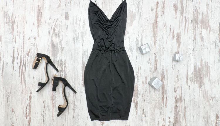 Jakie buty do czarnej sukienki? Podpowiadamy!