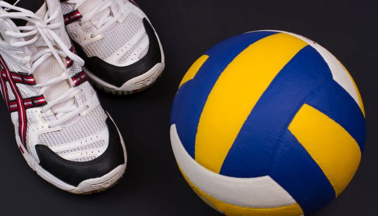 Jakie buty do siatkówki? 6 rad
