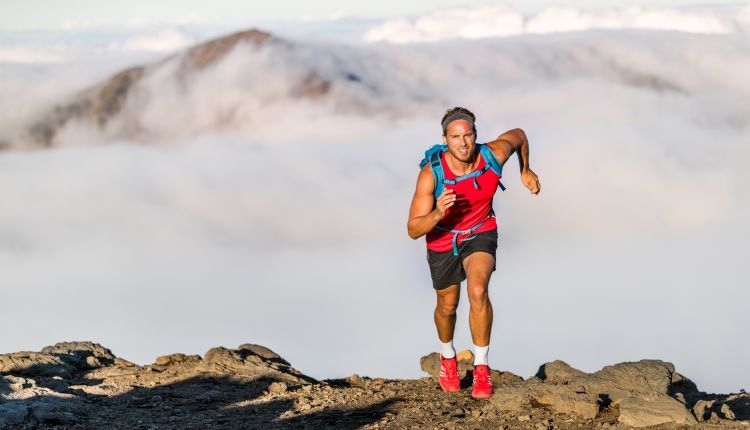 Plecak czy pas do biegania? Pomagamy wybrać!