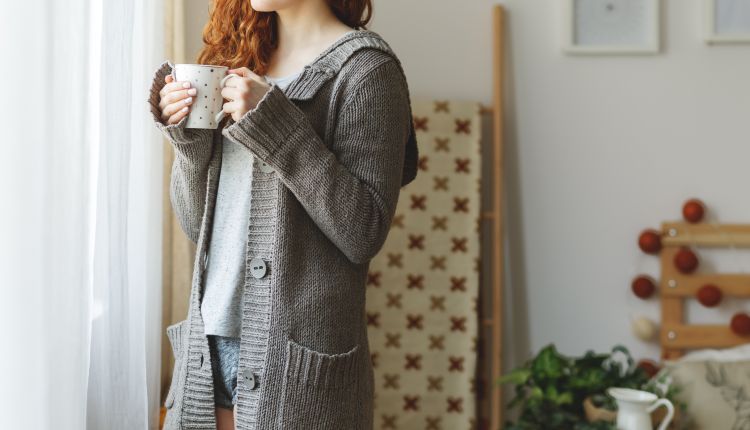 Sweter damski – wybieramy najmodniejsze modele na jesień i zimę 2018