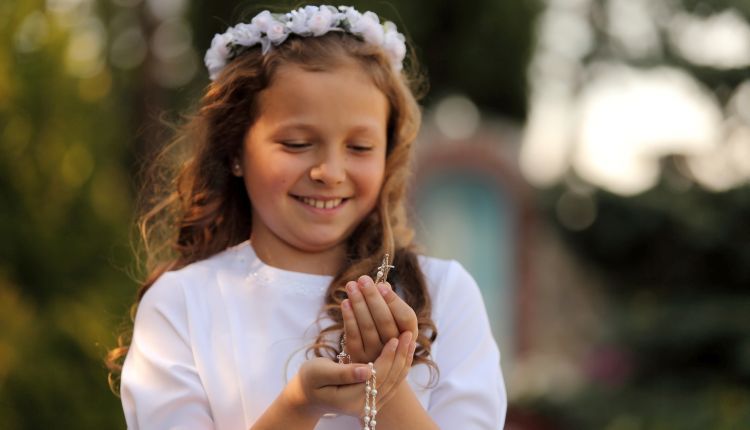 Jak się ubrać na komunię?