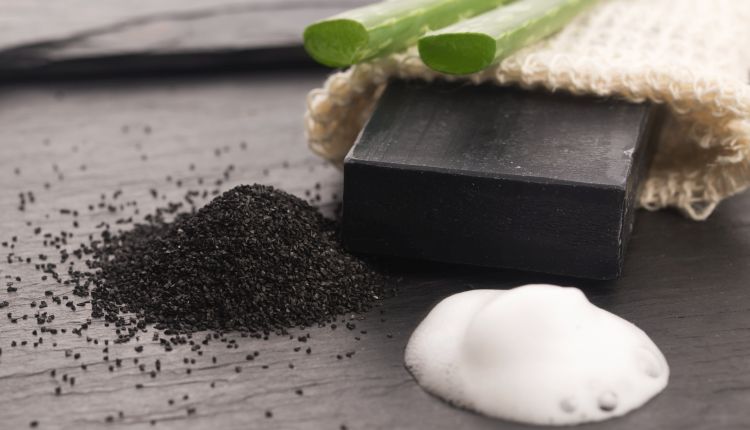 Czarne mydło — jak używać tego kosmetyku i.jpg