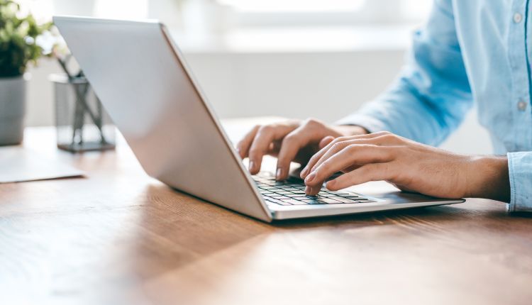 Jaki laptop do 3000 zł.jpg