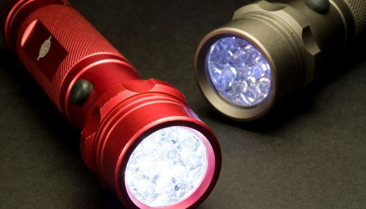 Jaka latarka do 100 zł.jpg